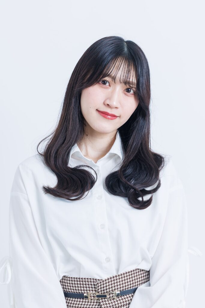 IzumiYukino_宣材(small)